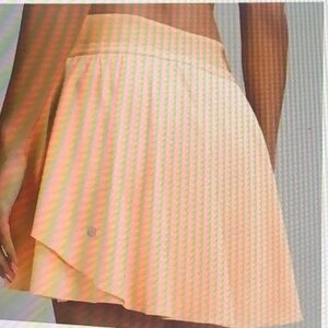 Lululemon Womens Court Rival High Rise Skirt Skort Size 6 Small Summer Glow